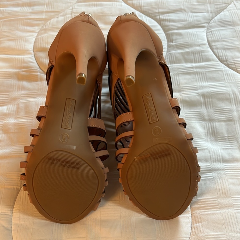 NWOT Vegan tan, Anna Michele open toe heeled booties - Picture 3 of 8